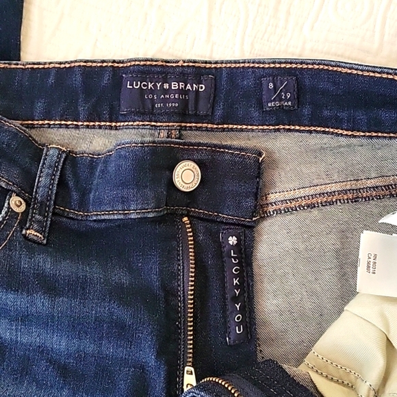 Lucky Brand "Sweet" Mid Rise Straight Jeans - 8/29 Regular - Picture 3 of 9